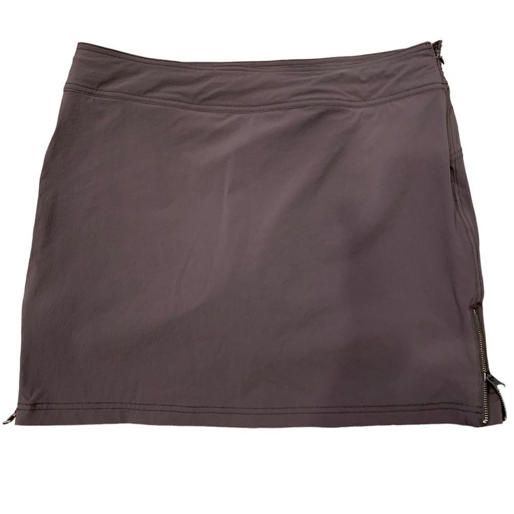 Athleta Skort. Size: 10. Side zippers. Drawstring waist.